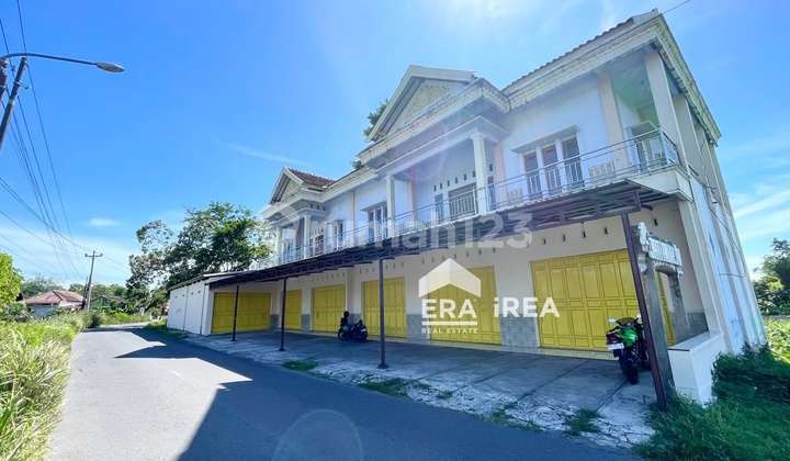 For Sale: Two-Story House with Bonus Business Space in Boyolali 2
