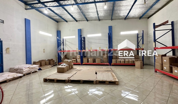 For Sale Nice 2-Story Warehouse in Solo Near Taman Jaya Wijaya For Sale Nice 2-Story Warehouse in Solo Near Taman Jaya Wijaya