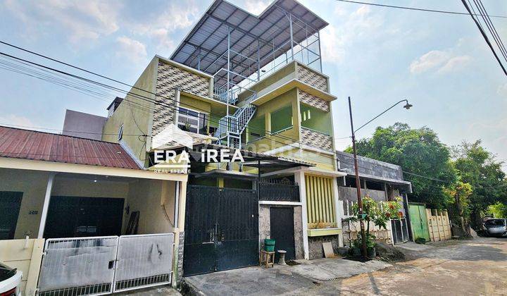 Dijual Rumah Solo 3 Lt Dekat The Park Mall 1