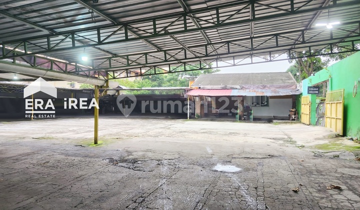 Ruang Usaha Siap Pakai Solo Tengah Kota Dekat Stadion Manahan Ruang Usaha Siap Pakai Solo Tengah Kota Dekat Stadion Manahan