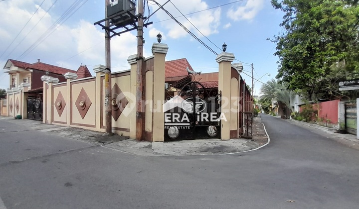 Rumah Mewah Siap Huni Dekat Solo Grand Mall Rumah Mewah Siap Huni Dekat Solo Grand Mall