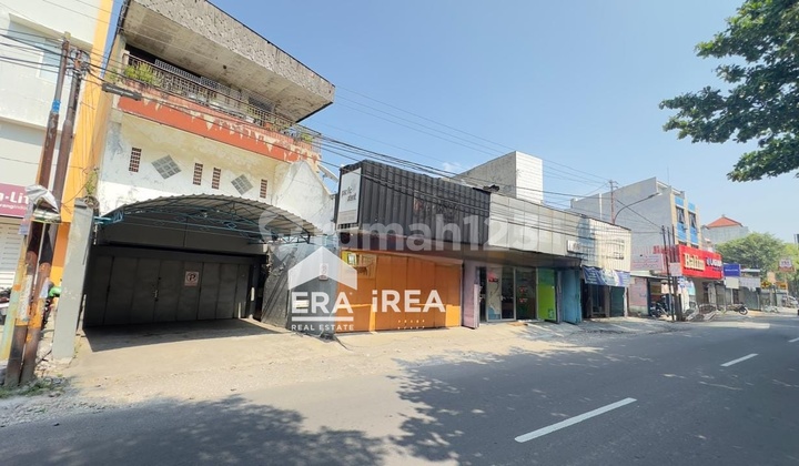 Commercial Space for Sale, Roadside Area Near Nongko Market