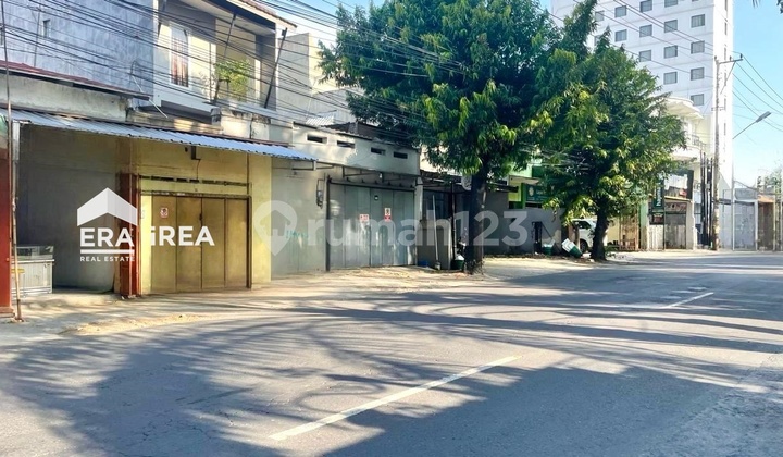 Ruang Usaha Area Strategis Dekat Alun Alun Kidul