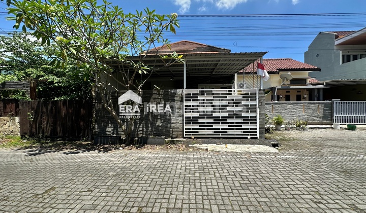 For Sale Minimalist House in Solo Baki Near Luwes Gentan
