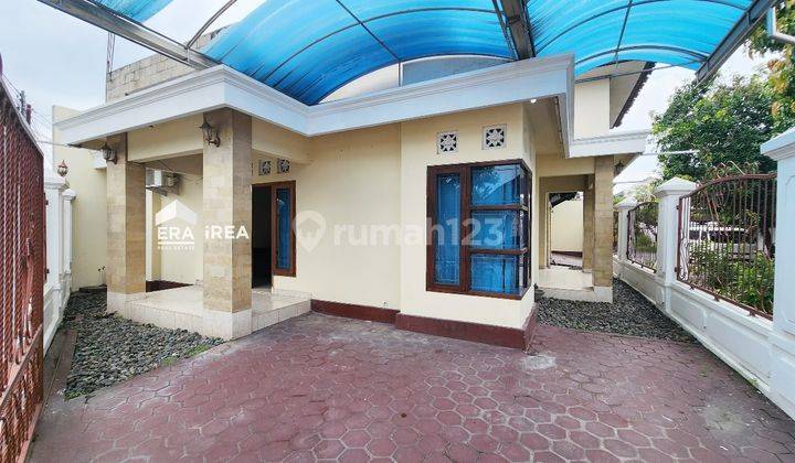 Rumah Bagus Solo Baturan Belakang Fave Hotel 1