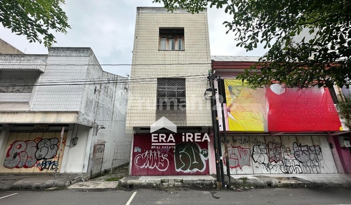 For Sale 3-Story Shophouse in Solo Serengan, Nonongan Central Business District Area