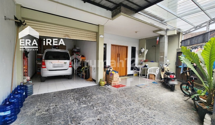 Rumah Hook 2 Lantai Solo Sumber Dekat Superindo Jajar 2