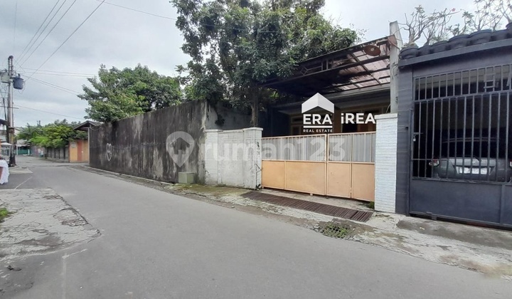 Rumah Dijual 2 Lantai Dekat Pusat Bisnis Solo Baru
