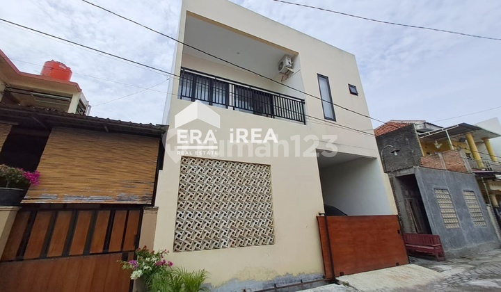 Dijual Rumah 2 Lantai Colomadu Dekat Solo Barat Dekat Superindo