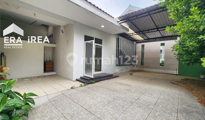 Rumah Modern Full Furnished Dekat Pasar Klewer Solo 2