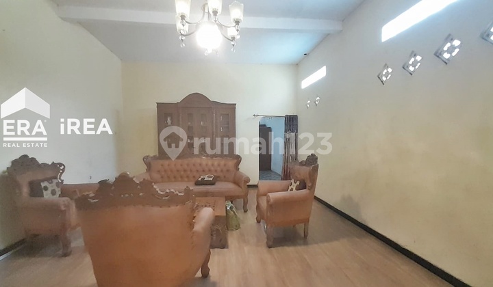 2-Story House in Solo Kartasura Near Luwes Gentan 2