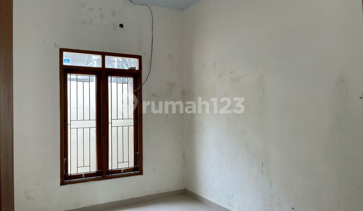Rumah Minimalis Siap Huni di Cluster Gentan Dekat Solo Baru 2