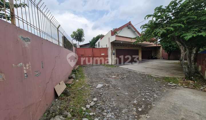 For Rent Strategic Warehouse With Container Access, Close to Kartasura Colomadu Solo Toll Gate. For Rent Strategic Warehouse With Container Access, Close to Kartasura Colomadu Solo Toll Gate.