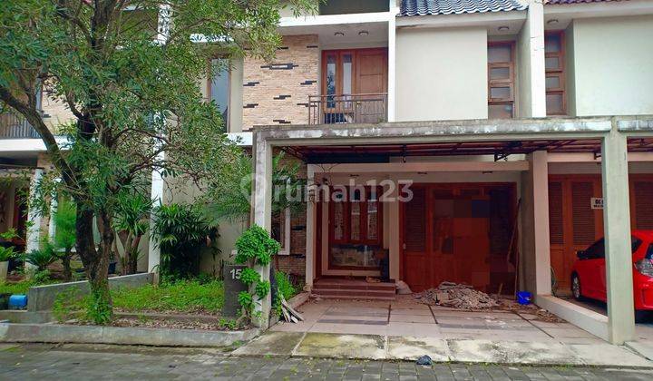 Rumah 2 Lantai Siap Huni Di Cluster Elite Colomadu Dekat Kartasura Solo 1