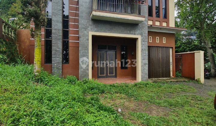 Villa Exclusive Di Tawang Mangu Solo 2