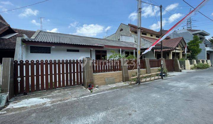 Rumah Bagus SIAP HUNI di Jajar Solo 2