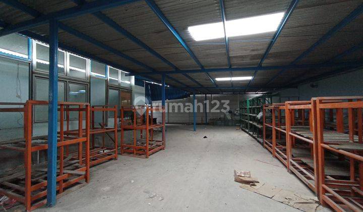 GUDANG SIAP PAKAI AKSES KONTAINER DI SOLO BARU 11
