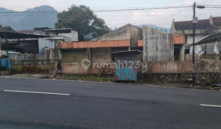 Rumah hitung tanah strategis di pinggir jalan raya tawangmangu solo 1