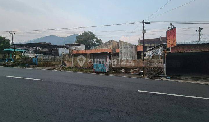 Rumah hitung tanah strategis di pinggir jalan raya tawangmangu solo 2