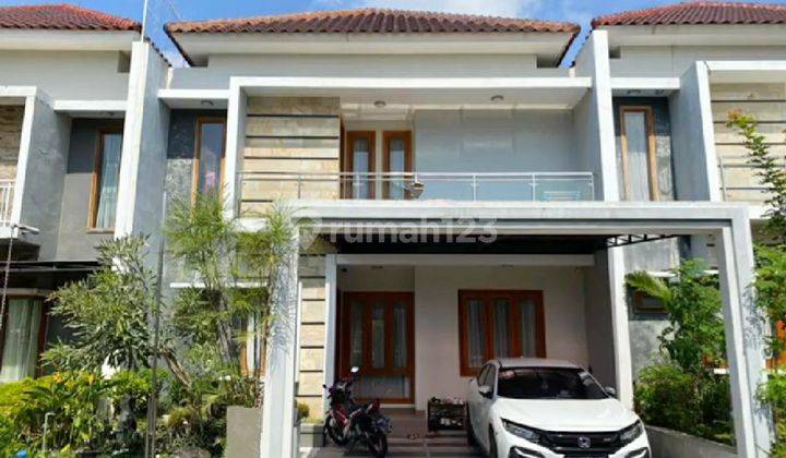 Rumah Mewah 2 lantai di Pabelan, solo 1