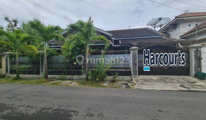 Rumah Kokoh Full Kayu Jati Di Sumber Solo Dekat Manahan Dan Solo Paragon 1