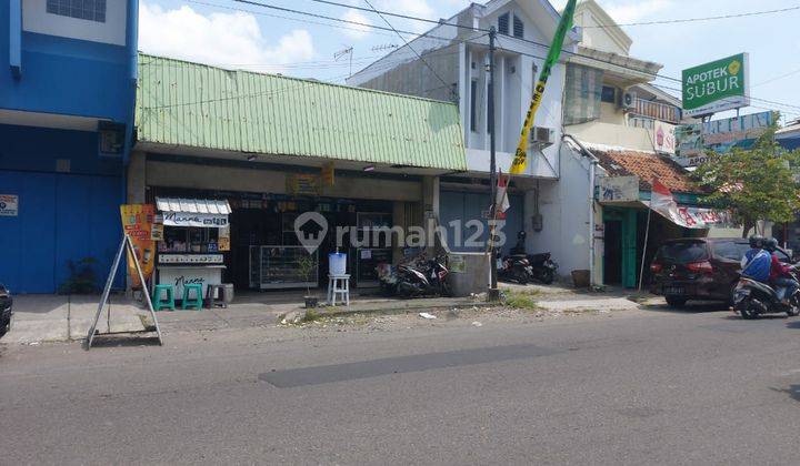 Rumah dan ruang usaha strategis di jalan piere tendean nusukan banjarsari solo 1