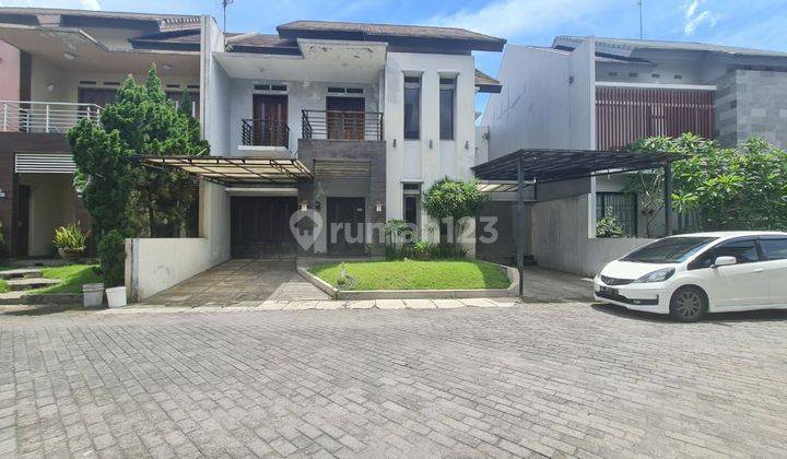 Rumah bagus di cluster elite manahan solo 1