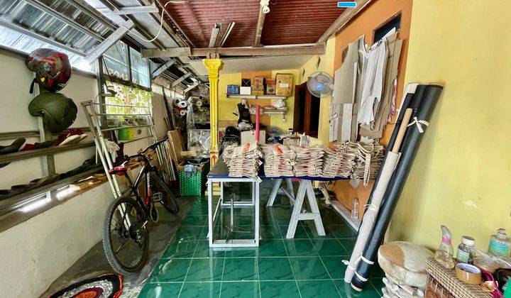 Rumah Bagus Siap Huni Dekat Luwes Gentan Solo  2