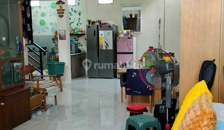 Rumah cantik siap pakai tipe cluster 2 lantai di Perum. Taman Anggrek gentan 2