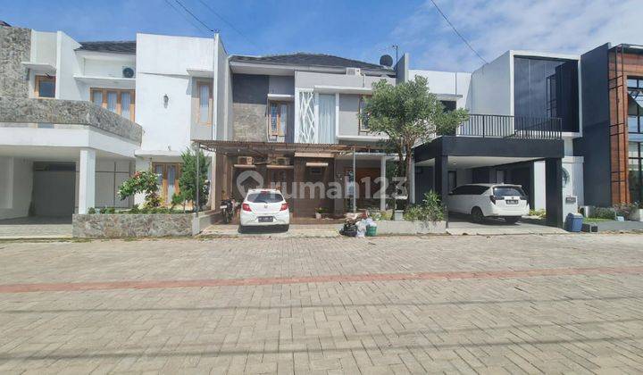 Rumah Idaman Dekat The Park & Pakuwon Mall Solo Baru  1