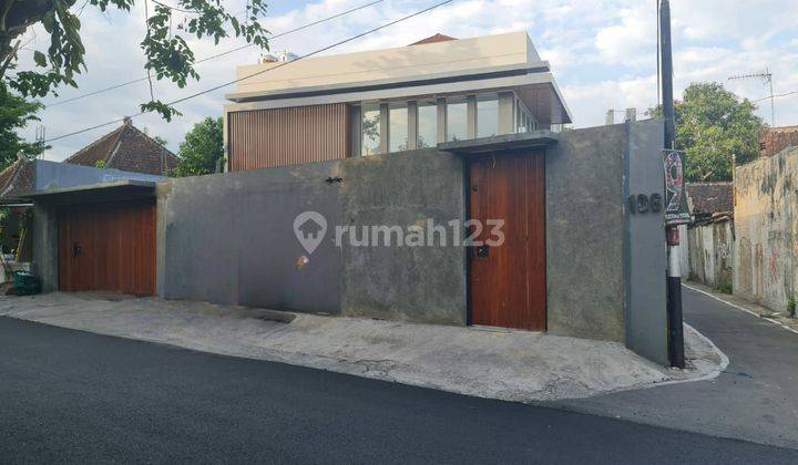 Rumah baru minimalis pusat kota solo 1