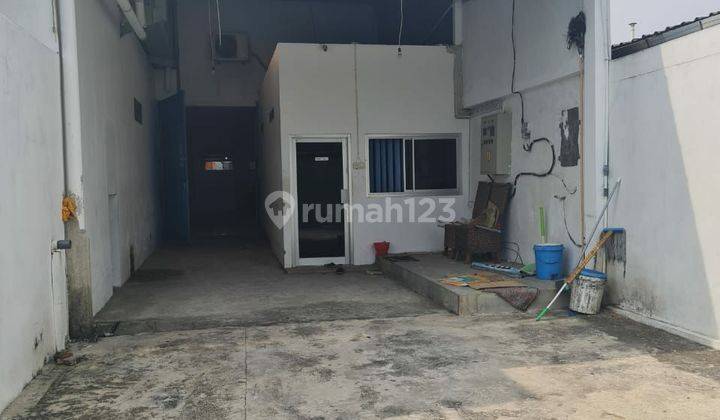 Gudang dan ruang usaha siap pakai eks konfeksi dan sablon di telukan grogol solo baru, 2