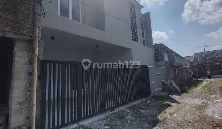 Rumah baru minimalis di baturan fajar indah solo 1