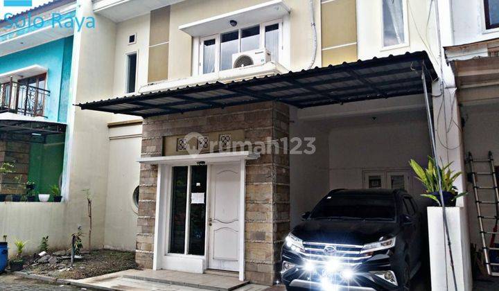 Rumah 2 lantai siap huni di colomadu solo 1