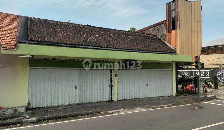 Ruko strategis pinggir jalan raya yos sudarso solo 1