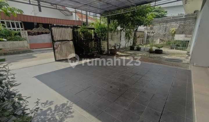 Dijual Rumah Siap Huni Di Tengah Kota Solo. Lokasi Di Laweyan 2