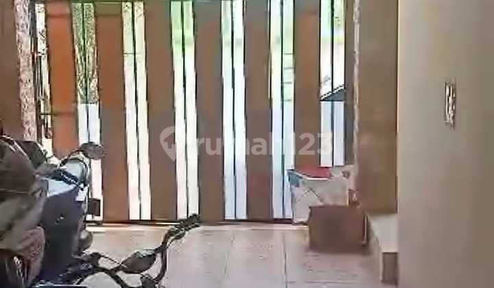 Nice 2-Story House with Furniture in Solo Baru Area 2