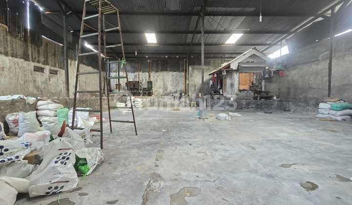 Ex-Factory Warehouse in Mojosongo Jebres Solo Ex-Factory Warehouse in Mojosongo Jebres Solo