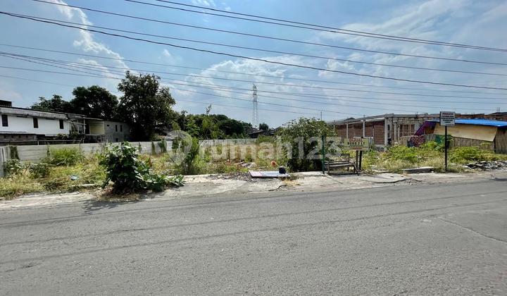 TANAH STRATEGIS kawasan kuliner Jl Pakel dekat pintu Toll Klodran TANAH STRATEGIS kawasan kuliner Jl Pakel dekat pintu Toll Klodran