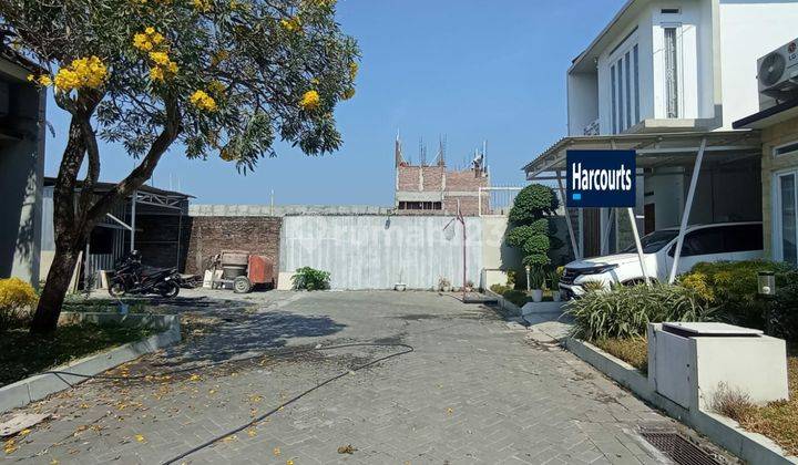 Rumah 2 Lantai Siap Huni Minimalis Modern Di Di Gentan Solo Dekat Solo Baru 2