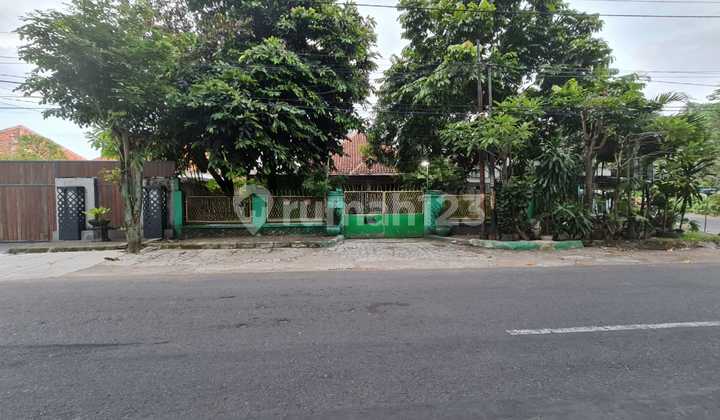 Rumah Hitung Tanah Di Manahan Tengah Kota Solo Rumah Hitung Tanah Di Manahan Tengah Kota Solo