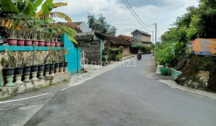 Rumah Bagus 3 Lantai Desain Romawi Kuno Di Kartasura Solo 2