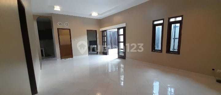 Rumah Siap Huni di Cluster Exclusive Gentan Solo 2
