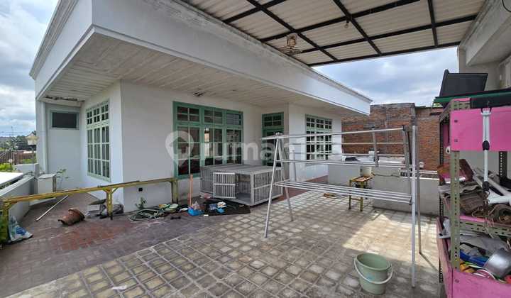 Rumah Strategis Pinggir Jalan Manahan Banjarsari Solo, Cocok Untuk Usaha Atau Kantor. 2