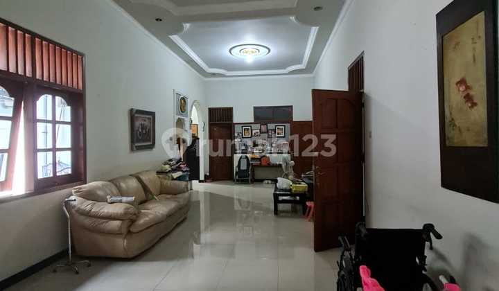 Full Teak Wood House For Sale Negotiable In Sumber Near Manahan Solo 2