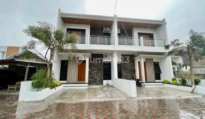 Rumah 2 Lantai Cluster Exclusive Baru Siap Huni di Gentan Dekat Solo Baru 1