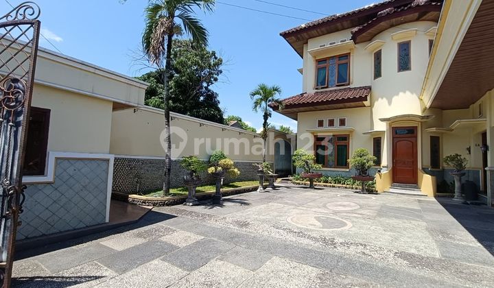 For Sale: Luxurious Grand 2-Story House Ready to Occupy. Location Near Shopping Centers, Dining, Hospitals, and Renowned Schools. Safe, Peaceful, and Comfortable Environment. 2