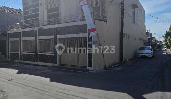 Affordable House in Cemani Grogol Near Solo City and Solo Baru