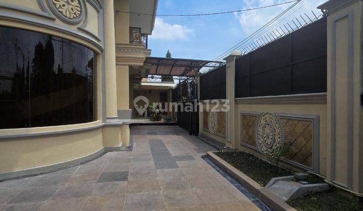 Rumah Mewah Dijual Lingkungan Elite Di Solo Baru 2