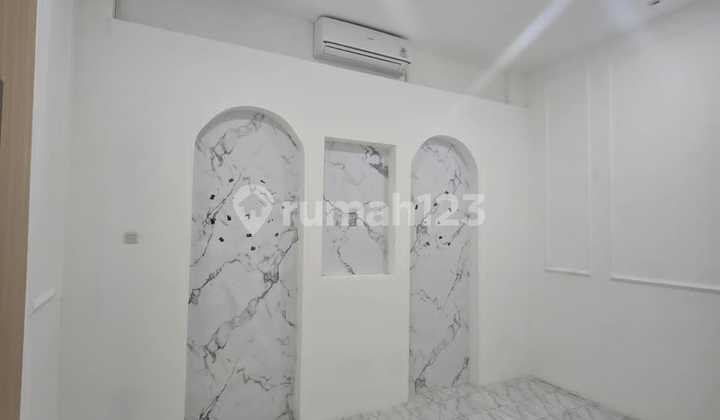 Rumah Bagus Siap Pakai Tengah Kota di Penumping Laweyan Dekat Jalan Slamet Riyadi Solo 2